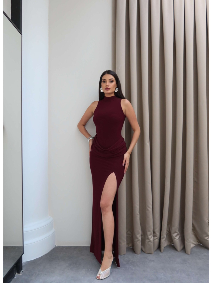 Halter Yaka Bel Drape Yırtmaçlı Elbise