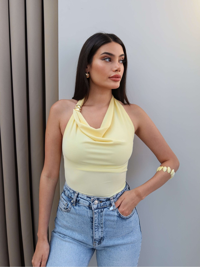 Halter Yaka Tokalı Bluz