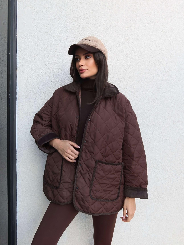 Kadife Yaka Çıtçıtlı Kapitone Mont
