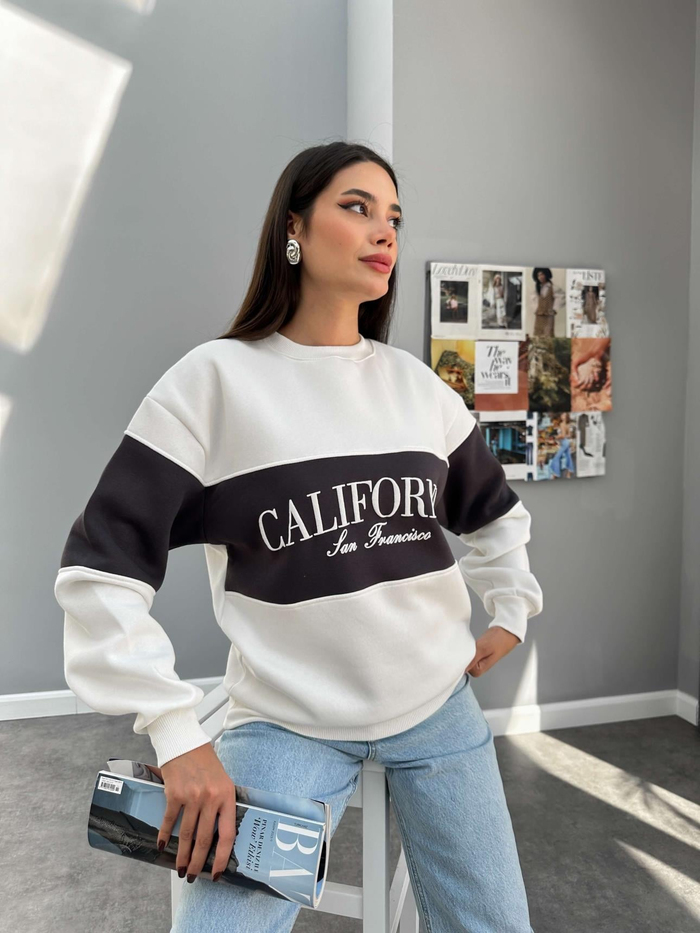 Kırık Beyaz California Baskı Garnili Sweat