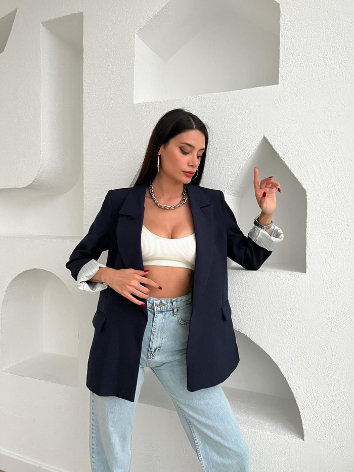 Lacivert Kolu Katlamalı Blazer Ceket