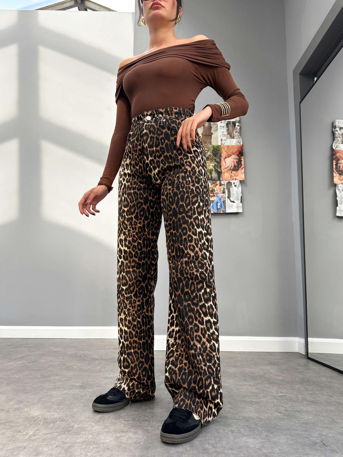 Leo Desen Wide-Leg Jean