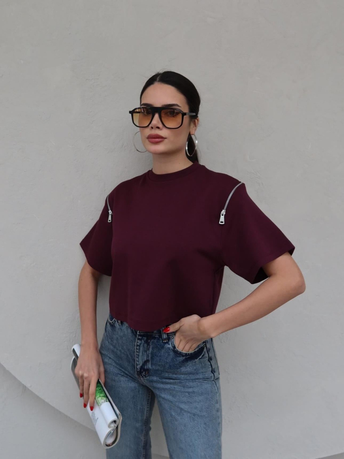 Omuzdan Fermuar Detaylı T-Shirt