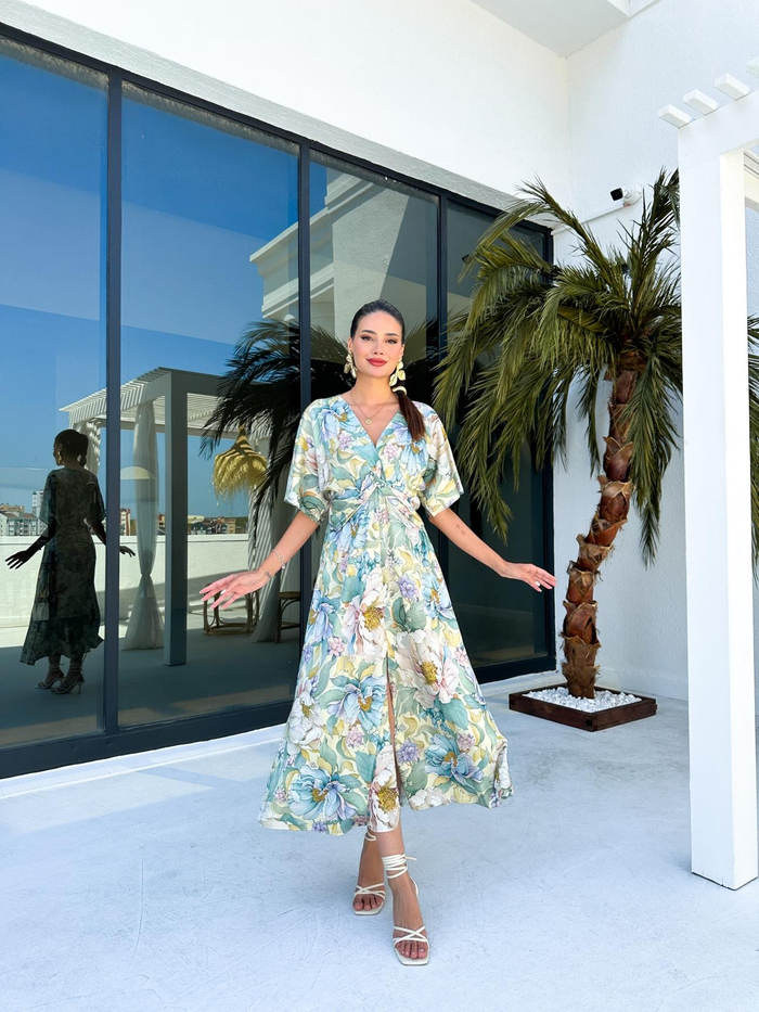 Ön Düğüm Detay Yırtmaçlı Kimono Elbise