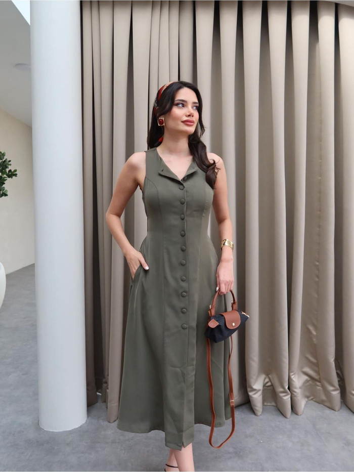 Önden Düğmeli Kolsuz Midi Elbise
