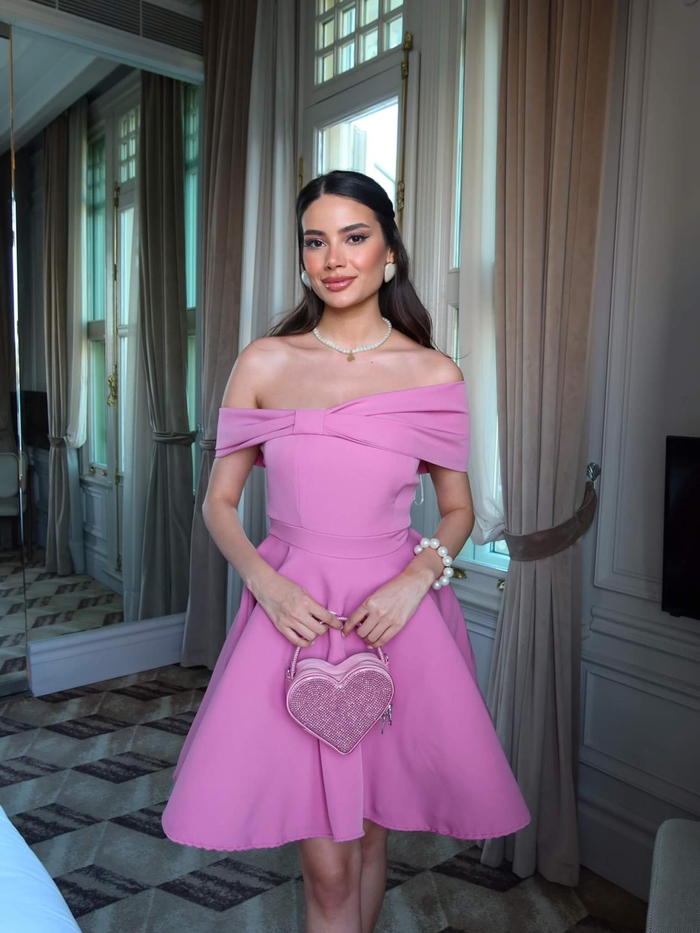 Pembe Mini Elbise