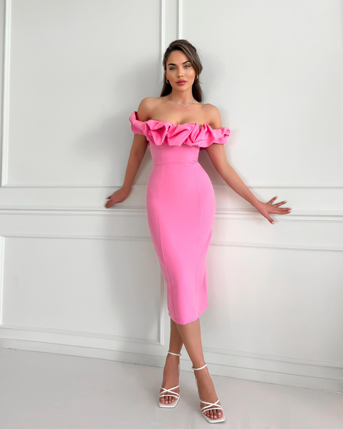 Pembe Yaka Frilly Fitted Elbise