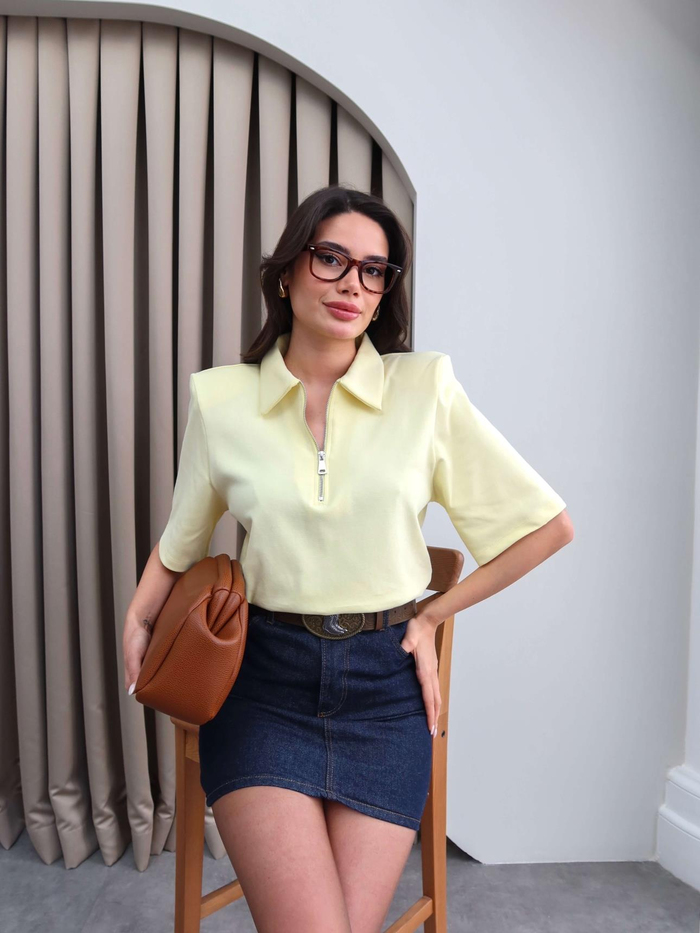 Polo Yaka Vatkalı Fermuarlı T-Shirt