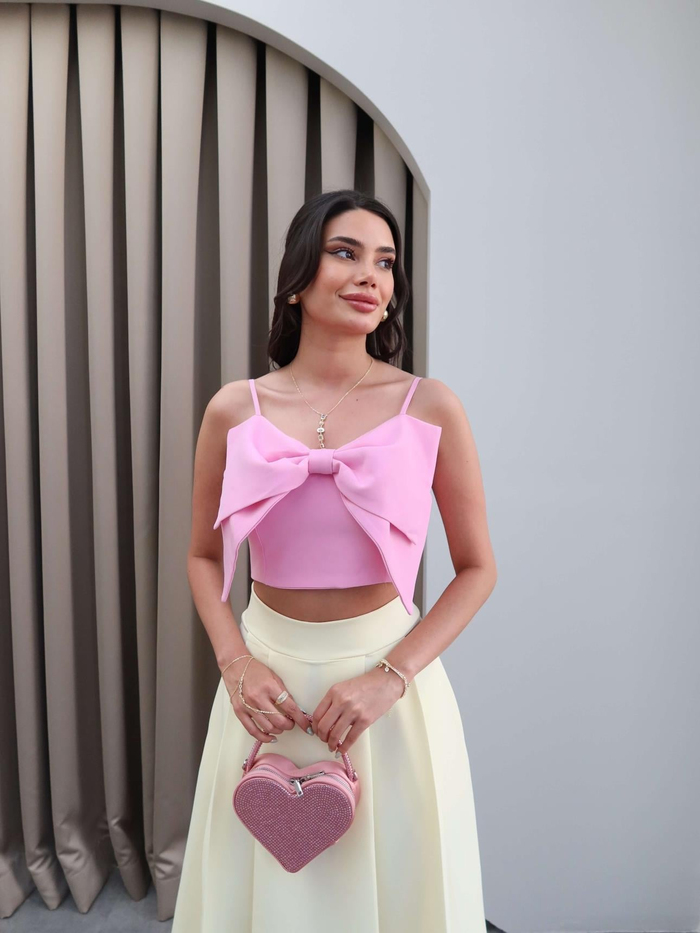 Şeker Pembe Kurdele Detay Askılı Bluz