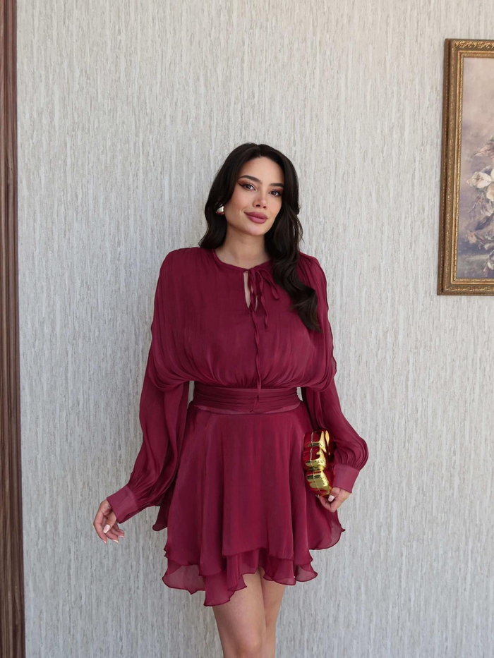 Vatkalı Jakarlı Tül Elbise