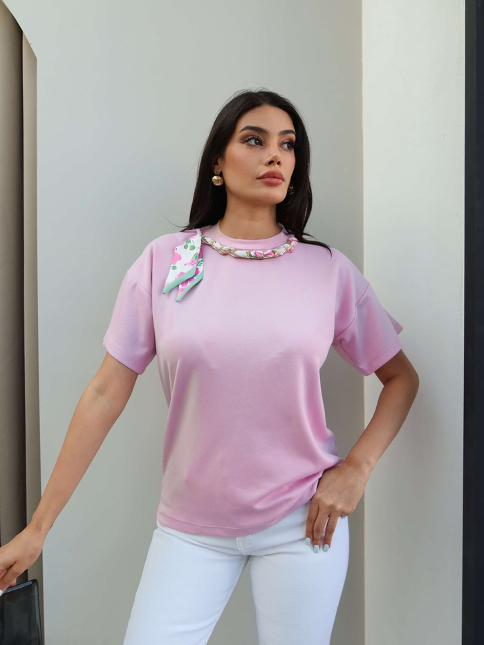 Yaka İnci Fularlı Modal Tshirt