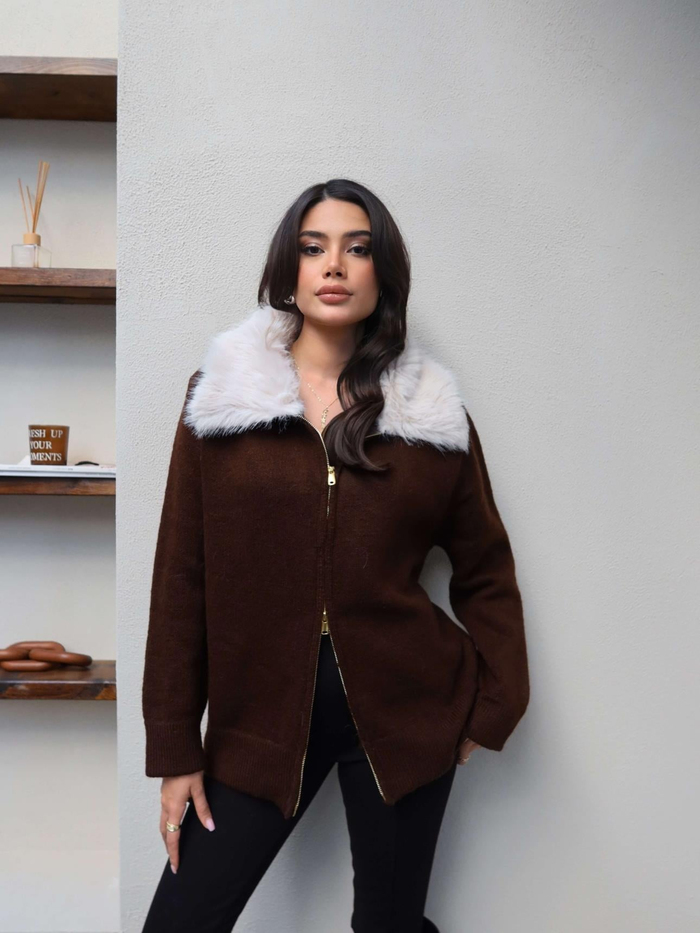 Yaka Kürklü Fermuarlı Triko Hırka