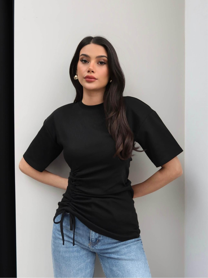 Yan Büzgülü Vatkalı Tshirt