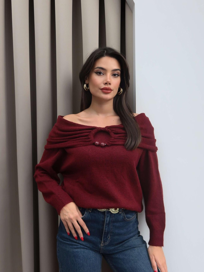 Açık Omuz Aksesuarlı Triko Kazak