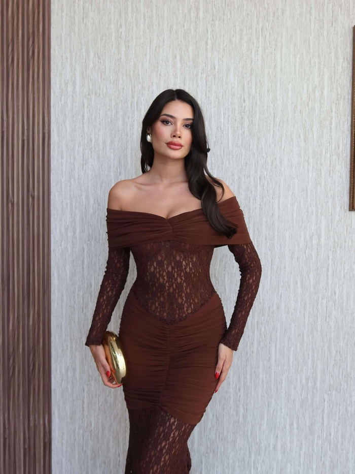 Açık Omuz Bel Drapeli Dantel Elbise