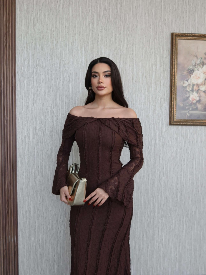 Açık Omuz Kloş Kol Dantel Elbise