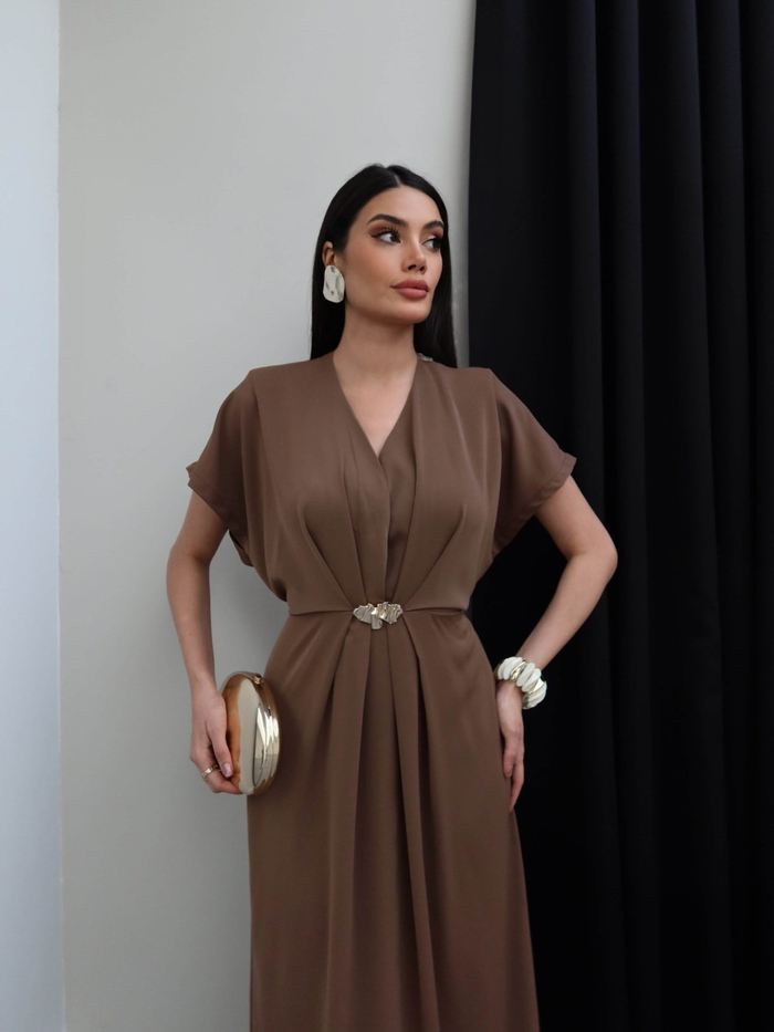 Aksesuar Bel Bağlamalı Elbise