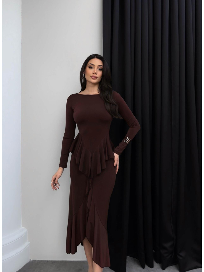 Asimetrik Kesim Volanlı Elbise