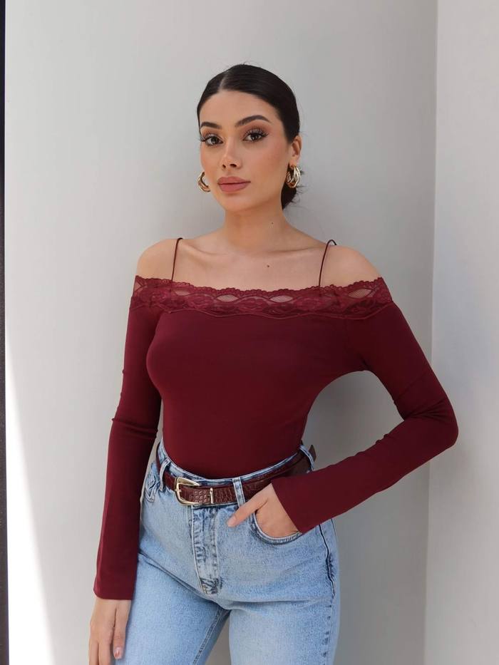 Askılı Dantel Detay Bluz