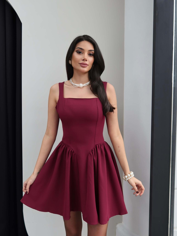 Askılı Sırt Fiyonk Detay Mini Elbise