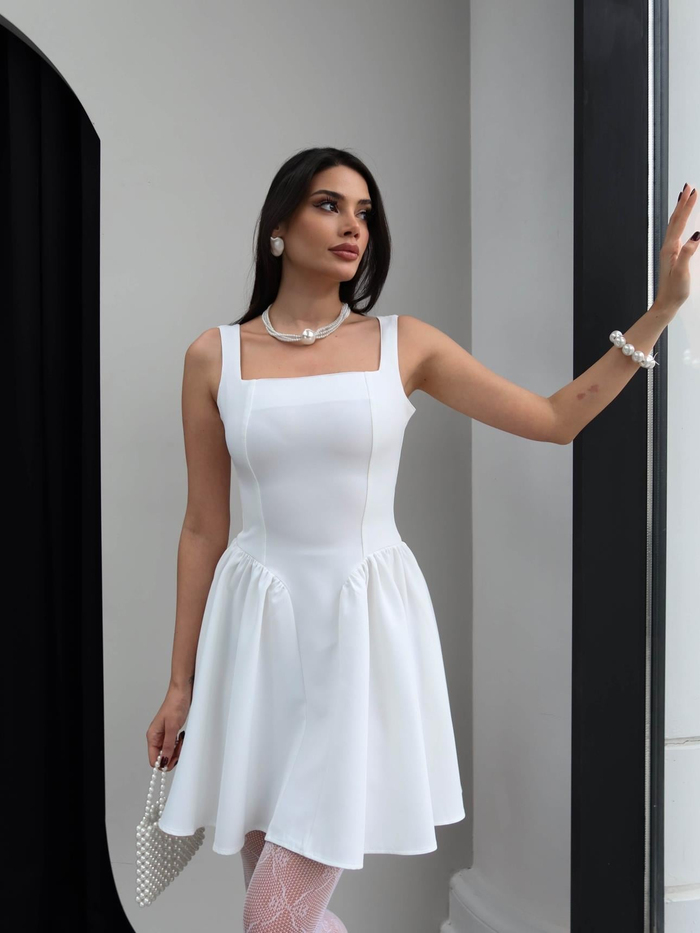 Askılı Sırt Fiyonk Detay Mini Elbise