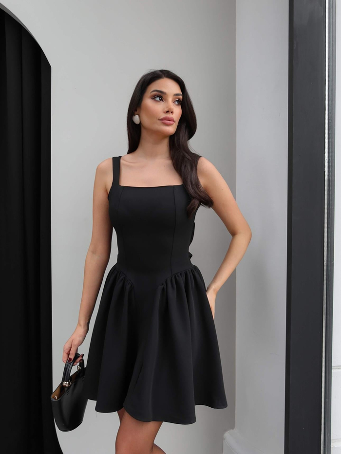 Askılı Sırt Fiyonk Detay Mini Elbise