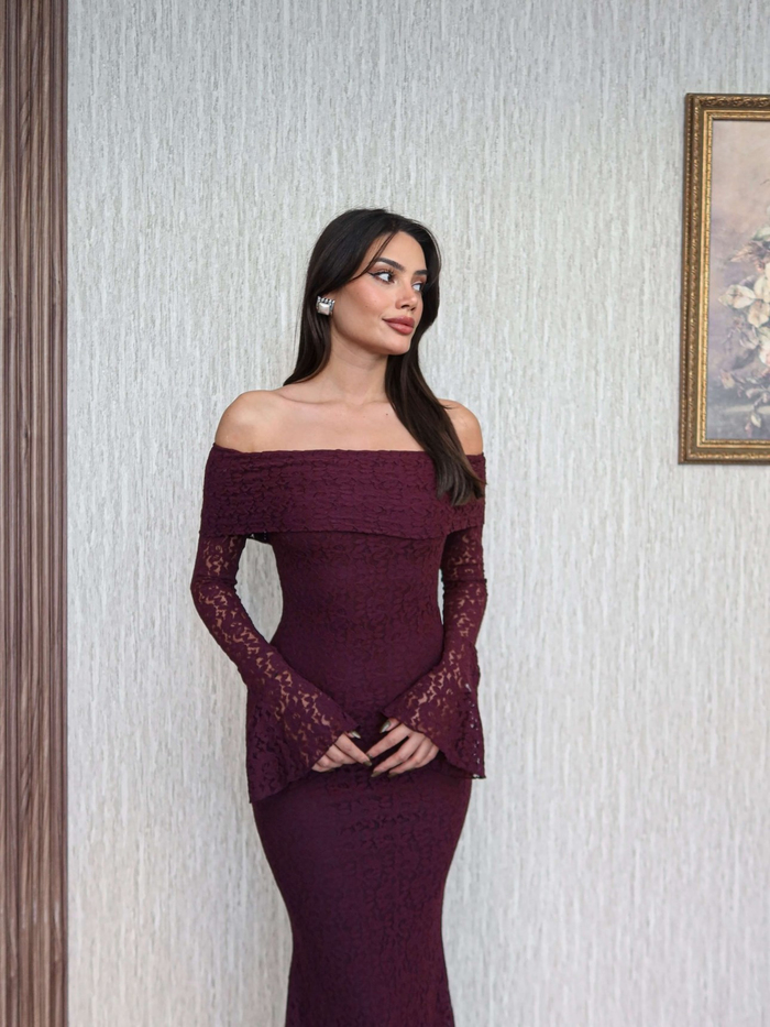 Astarlı Madonna Yaka Elbise