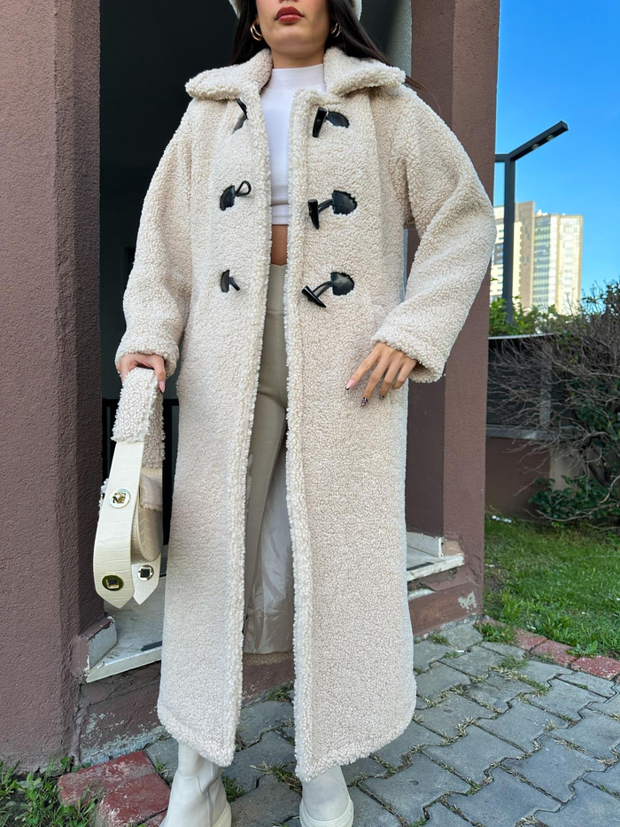 Bej Peluş Uzun Kaban