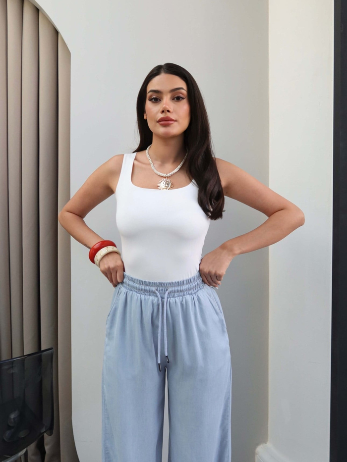 Bel Bağcıklı Geniş Paça Pantolon