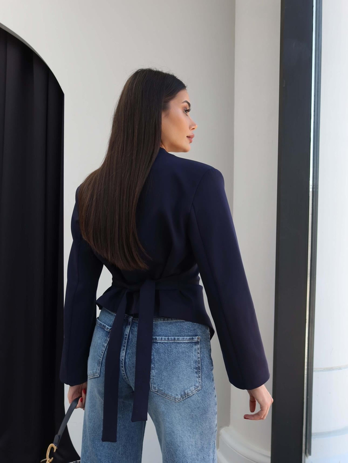 Bel Bağlama Detaylı Blazer Ceket