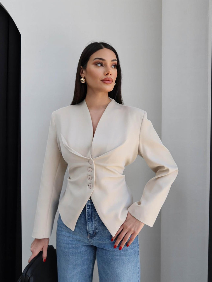 Bel Bağlama Detaylı Blazer Ceket