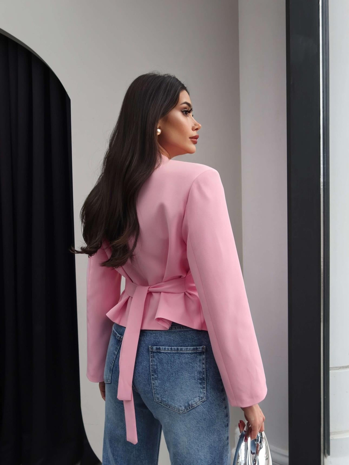 Bel Bağlama Detaylı Blazer Ceket