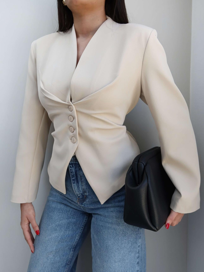 Bel Bağlama Detaylı Blazer Ceket