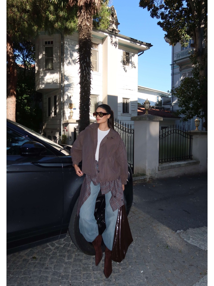 Bel Büzgülü Düğmeli Trench