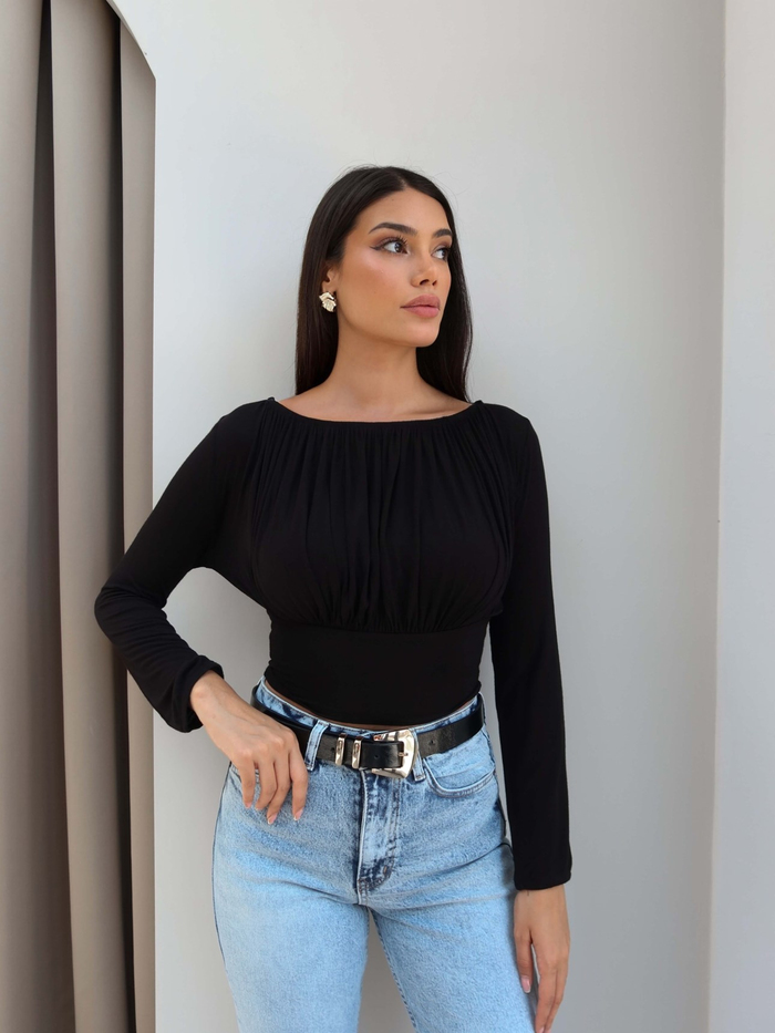 Bel Oturtmalı Büzgülü Crop Bluz