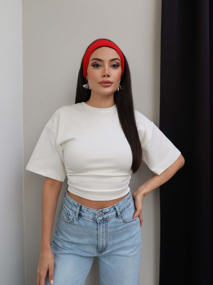 Bel Oturtmalı Büzgülü Tshirt