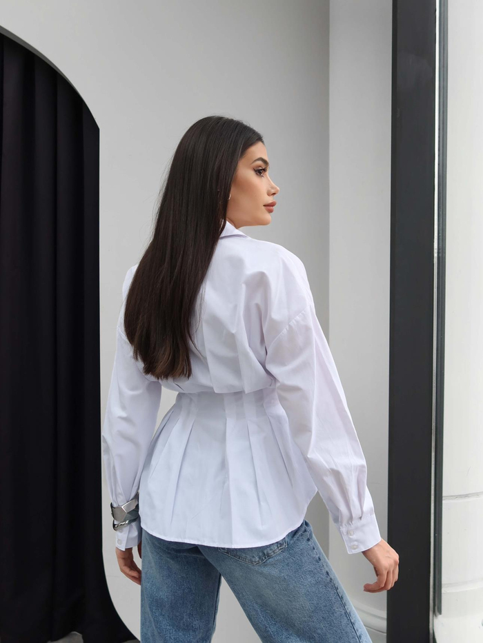 Bel Oturtmalı Pileli Gömlek