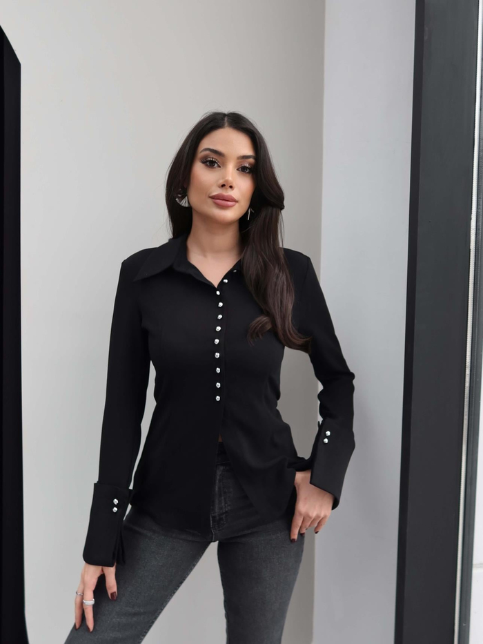 Belden Oturmalı Kol Manşetli Gömlek