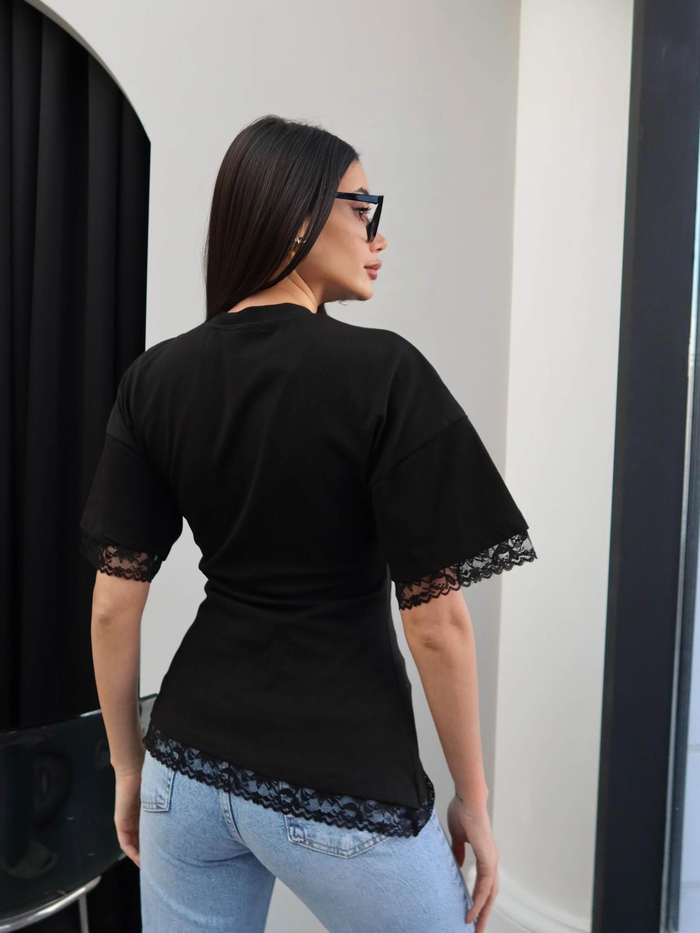 Belden Oturtmalı Dantel Detay Tshirt