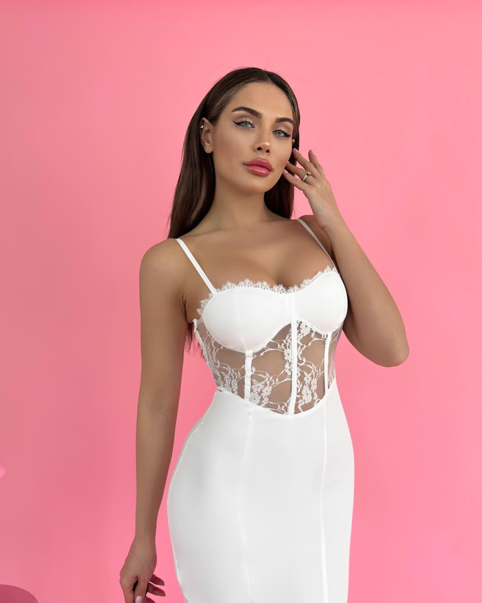 Beyaz Askılı Lace Detail Elbise