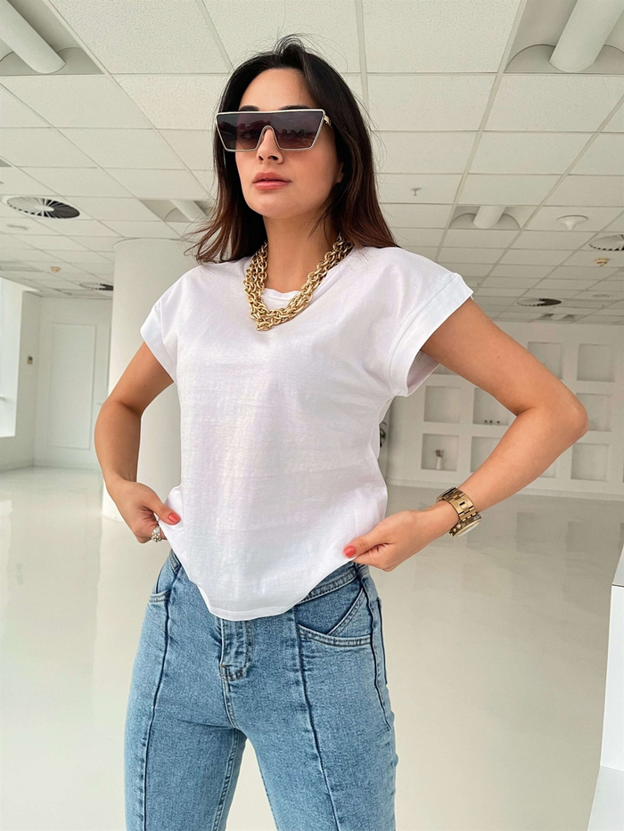 Beyaz Bisiklet Yaka Kısa Basic Tshirt