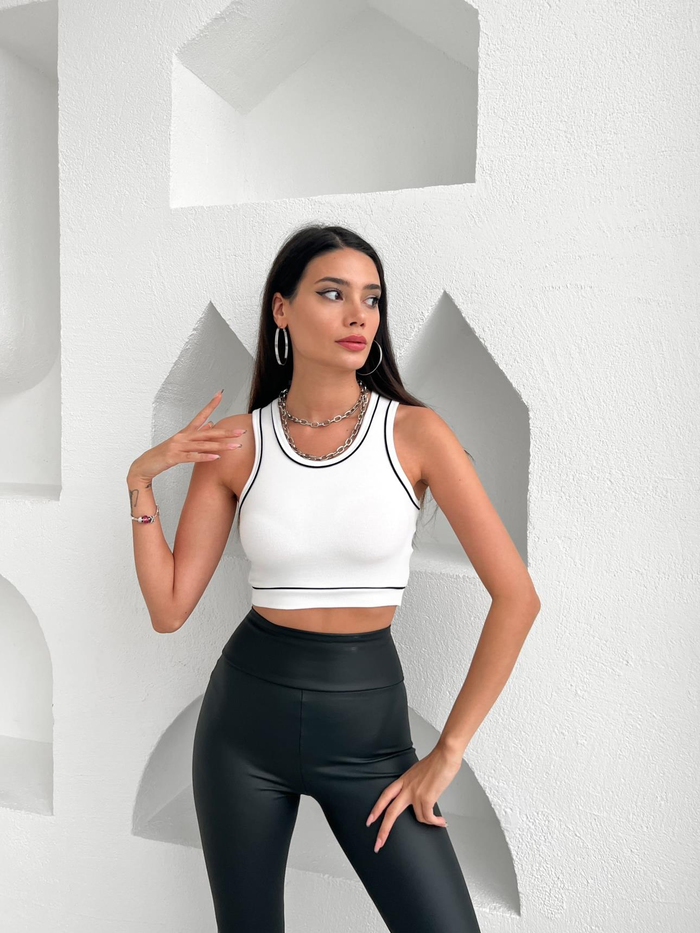 Beyaz Biye Detaylı Crop