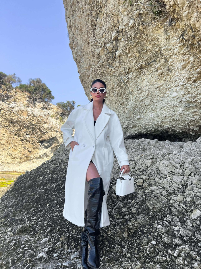 Beyaz Delux Oversize Kaban