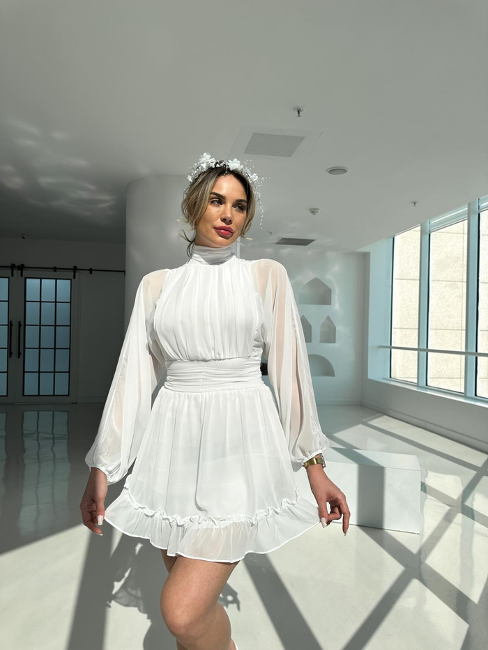Beyaz Drapeli Şifon Elbise