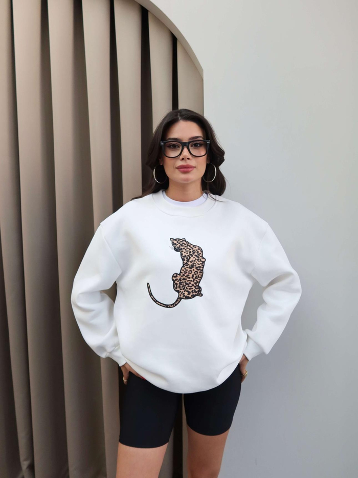 Beyaz Leo Nakış Şardonlu Sweatshirt