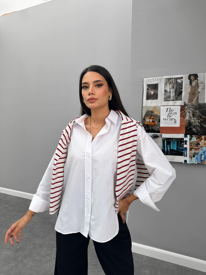 Beyaz Oval Kesim Gömlek