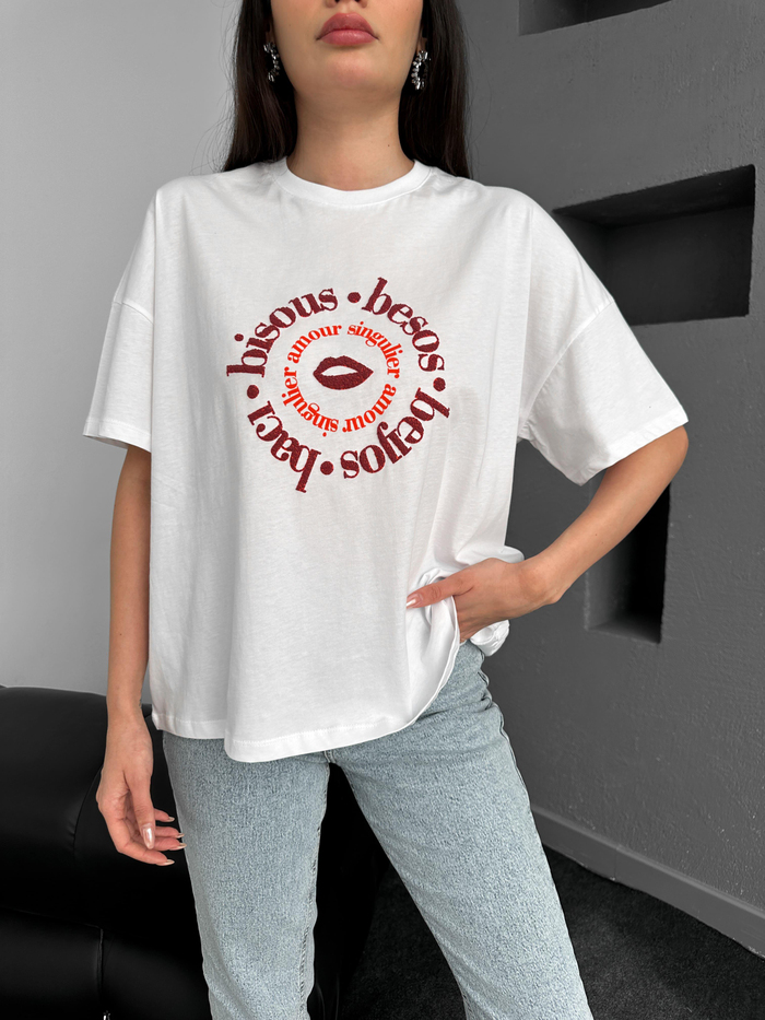 Beyaz Oversize Baskılı Tshirt