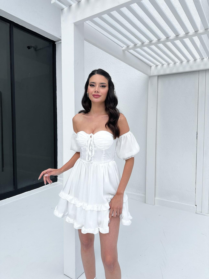 Beyaz  Straplez Fırfırlı Mini Elbise