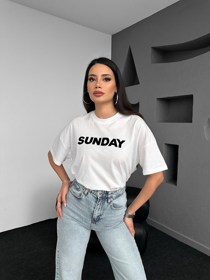 Beyaz Sunday Baskılı Tshirt