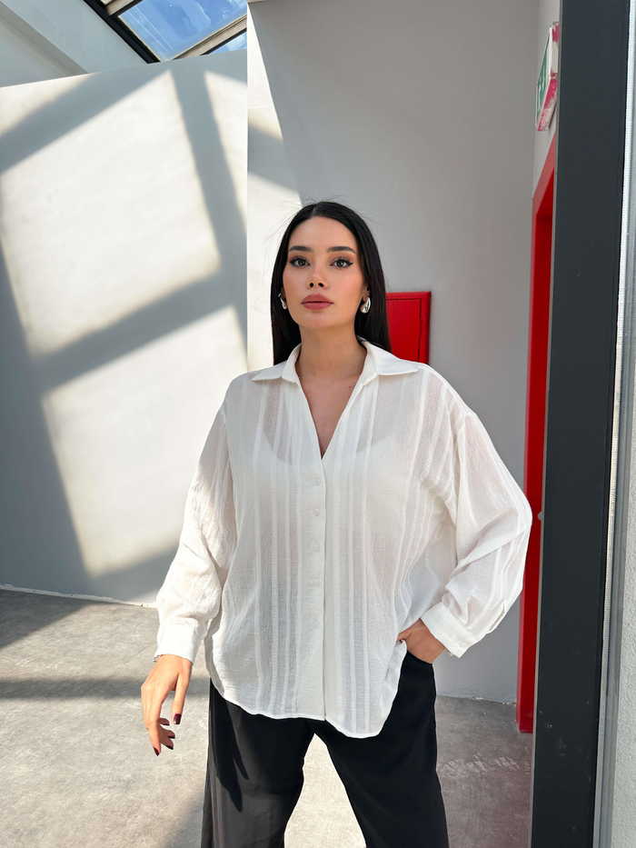 Beyaz Transparan Oversize Gömlek